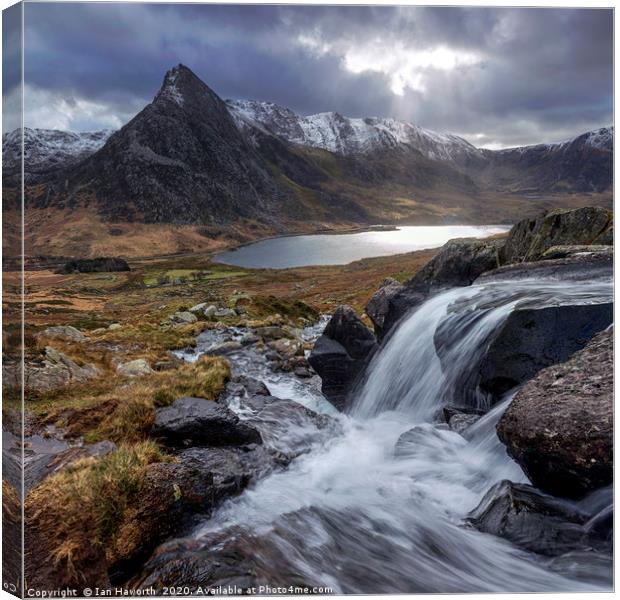 Tryfan and Llyn Ogwen in the Ogwen Valley Canvas Print by Ian Haworth