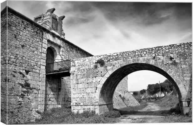 Castle of Chinchon, Spain Canvas Print by Igor Krylov