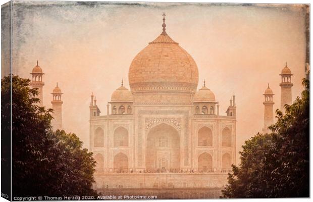 Vintage Taj Mahal Canvas Print by Thomas Herzog