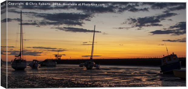 Herne Bay Harbour Sunset Canvas Print by Chris Roberts