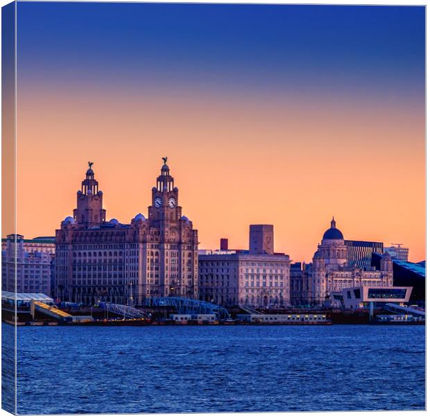 LIVERPOOL CITYSCAPE Canvas Print by Kevin Elias