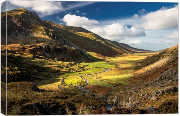 Ogwen valley Canvas Print by Kevin Elias