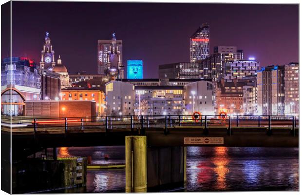 Liverpool nights  Canvas Print by Kevin Elias