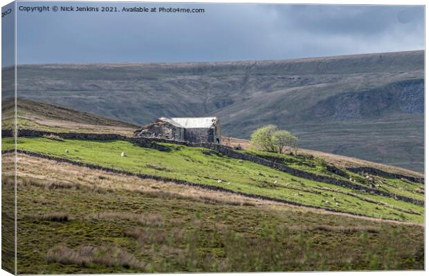 Derelict Barn above Aisgill Yorkshire Dales Cumbri Canvas Print by Nick Jenkins
