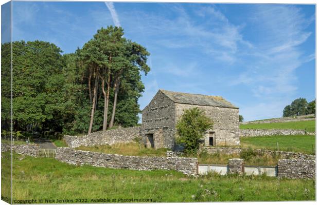 Dales Barn near Ravenstonedale Cumbria Canvas Print by Nick Jenkins