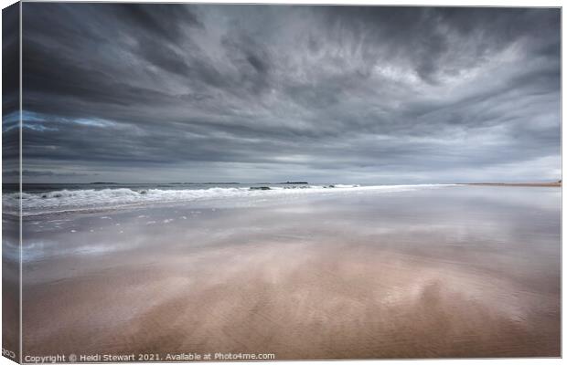 Bamburgh Beach, Northumberland Canvas Print by Heidi Stewart