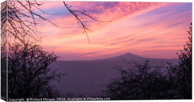 Wonderful sunset over the Sugarloaf Mountain, Sout Canvas Print by Richard Morgan