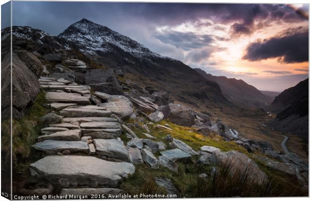 Sunset over Crib Goch & Llanberis Pass, Snowdonia. Canvas Print by Richard Morgan