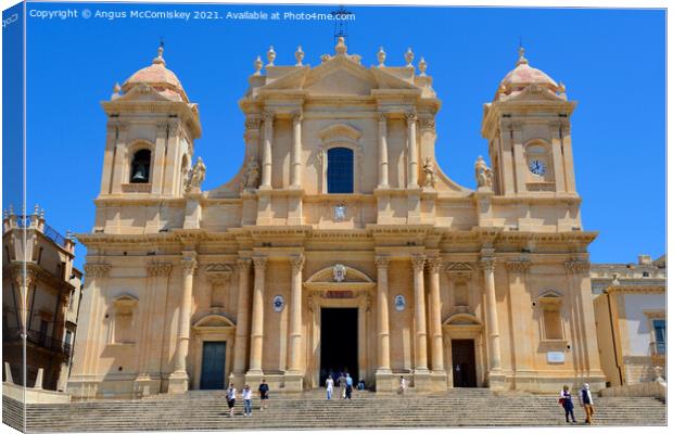 Baroque façade of Noto Cathedral, Sicily Canvas Print by Angus McComiskey