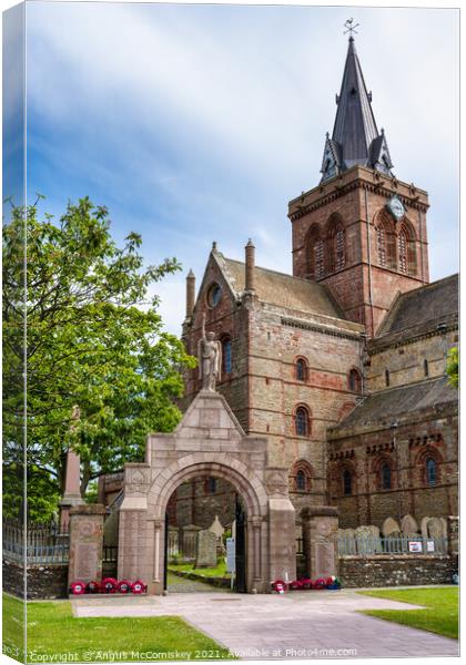 Great War Memorial Gateway and St Magnus Cathedral Canvas Print by Angus McComiskey