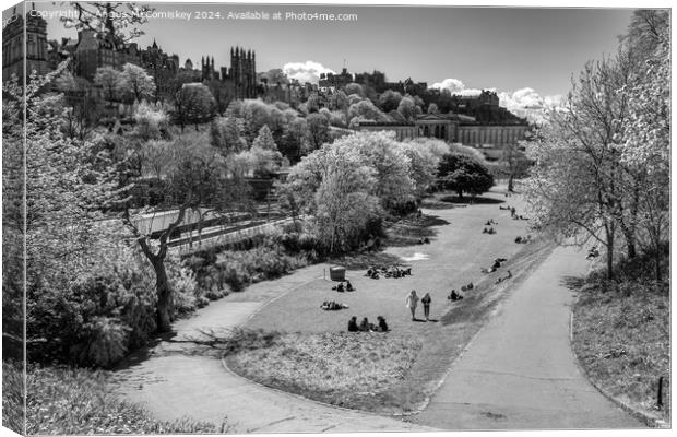 Princes Street Gardens and Edinburgh Castle mono Canvas Print by Angus McComiskey