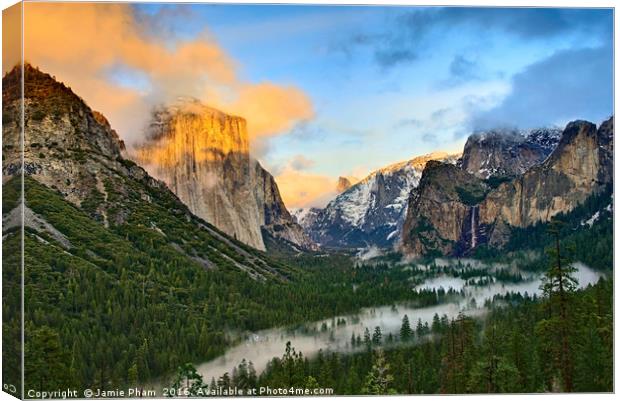 Dramatic View of Yosemite National Park Vista Canvas Print by Jamie Pham