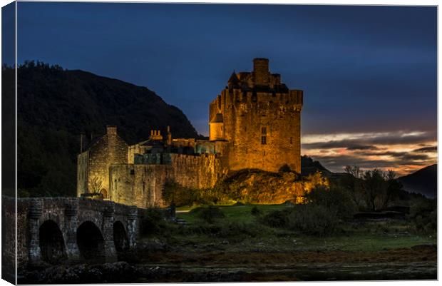 Eilean Donan Castle, Scottish Highlands Canvas Print by Arterra 