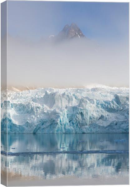 Waggonwaybreen Glacier in Albert I Land, Svalbard Canvas Print by Arterra 