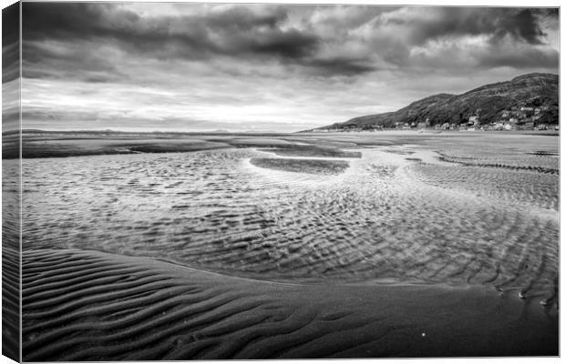 Barmouth Beach in Mono  Canvas Print by Janette Hill