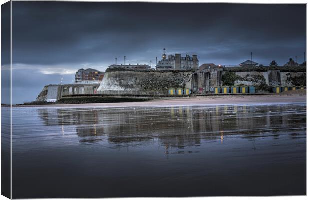 Broadstairs beach Canvas Print by Wayne Lytton