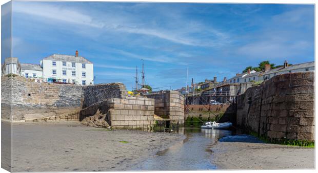 The Historic and Vibrant Charlestown Harbour Canvas Print by Kevin Snelling