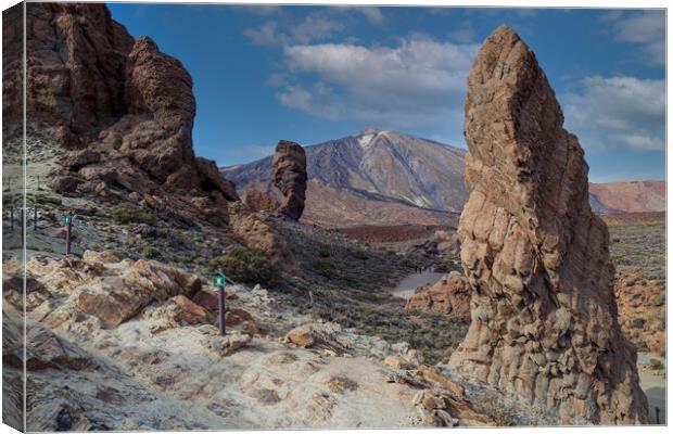 Majestic Mount Teide Canvas Print by Kevin Snelling