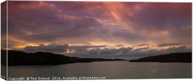 Loch Cairnbawn sunset Canvas Print by Tom Dolezal