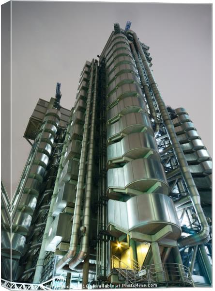 Lloyds of London  Canvas Print by Sarah Toon LRPS