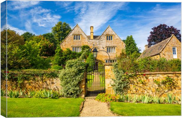 Old cotswold stone house in Ilmington Canvas Print by Steve Heap