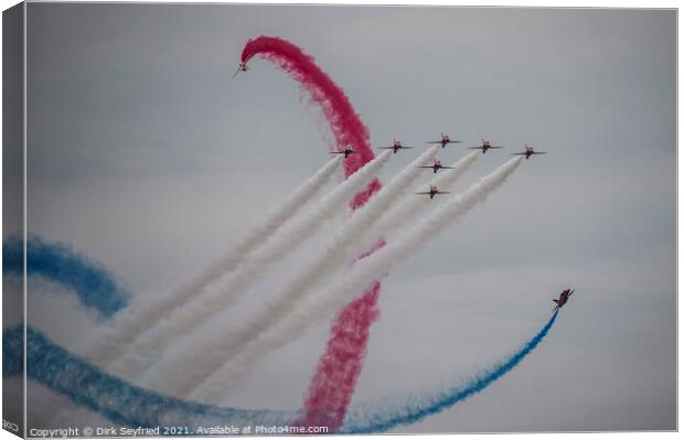 Red Arrows Canvas Print by Dirk Seyfried