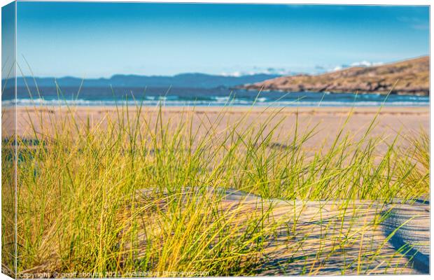 Achnahaird Bay, Scotland Canvas Print by geoff shoults