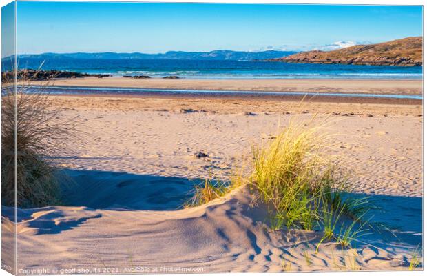 Achnahaird Bay  Canvas Print by geoff shoults