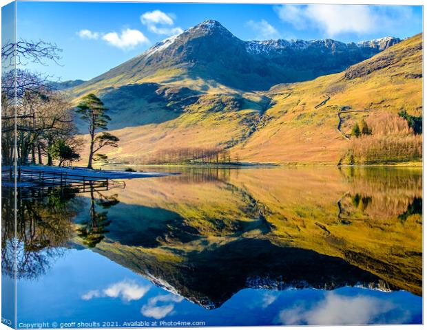 Buttermere Fells Canvas Print by geoff shoults