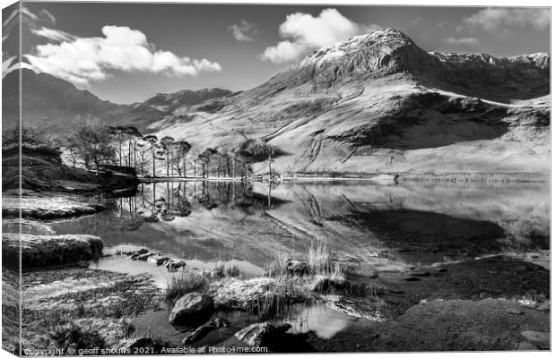 Buttermere, monochrome Canvas Print by geoff shoults