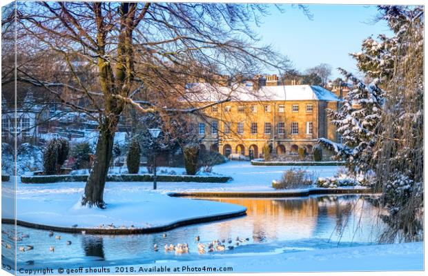Buxton in winter Canvas Print by geoff shoults