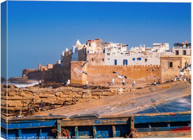 Essaouira Canvas Print by geoff shoults