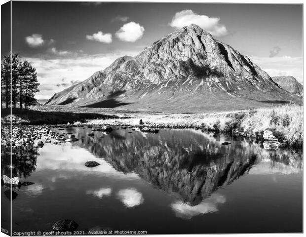 Buchaille, black and white Canvas Print by geoff shoults