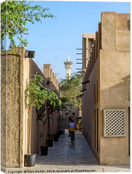 Ancient streets of Bastakiya, Dubai Canvas Print by Gary Parker