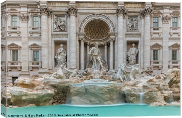 The Trevi Fountain in Rome	  Canvas Print by Gary Parker
