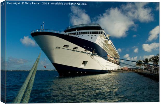 A large cruise ship docked in Bermuda  Canvas Print by Gary Parker