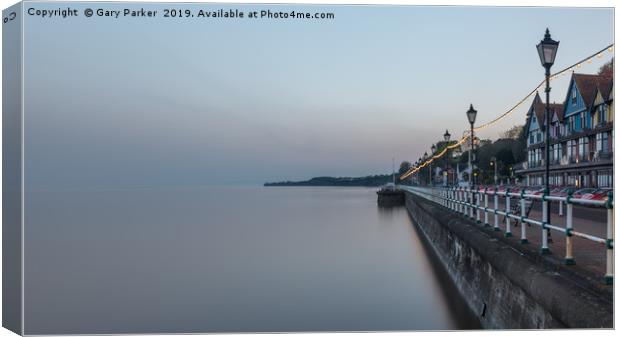 Penarth seafront, near Cardiff in south Wales  Canvas Print by Gary Parker