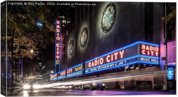 Radio City, New York, at night Canvas Print by Gary Parker