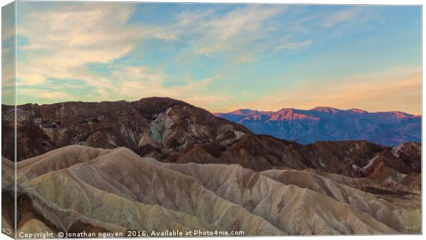 Death Valley At First Light Canvas Print by jonathan nguyen
