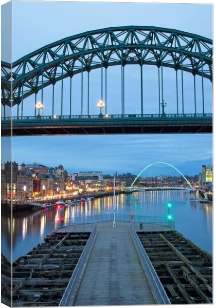 The Tyne Bridge, Newcastle upon Tyne Canvas Print by Rob Cole