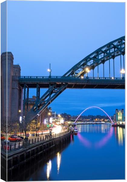 Illuminated Tyne Bridge at Dusk Canvas Print by Rob Cole