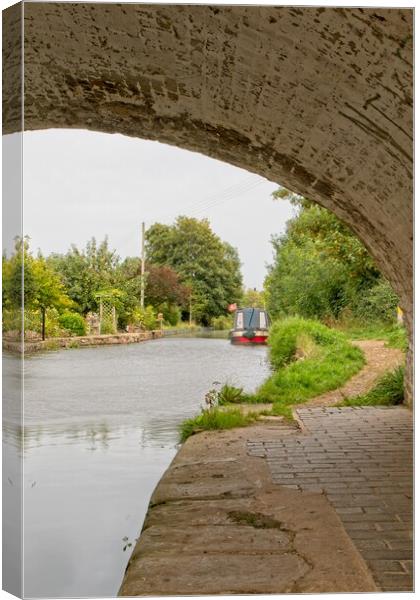 Montgomery Canal, Maesbury Marsh Canvas Print by Rob Cole