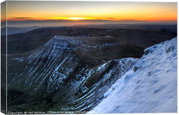 Cribyn, Brecon Beacons Canvas Print by Neil Holman