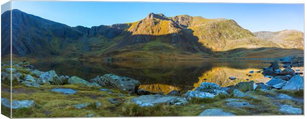 Llyn Idwal Mountains Reflection Panorama Canvas Print by Owen Gee