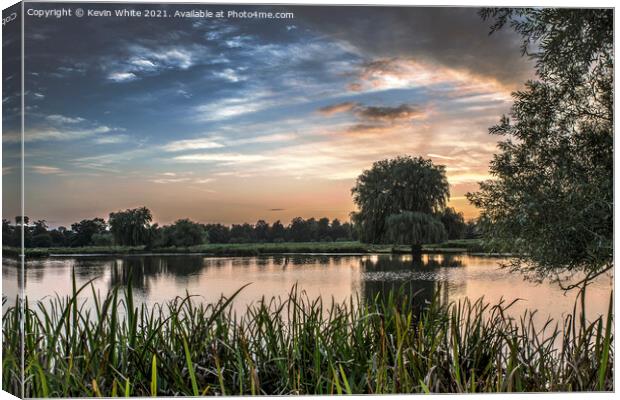 August sunset at Bushy Park Canvas Print by Kevin White