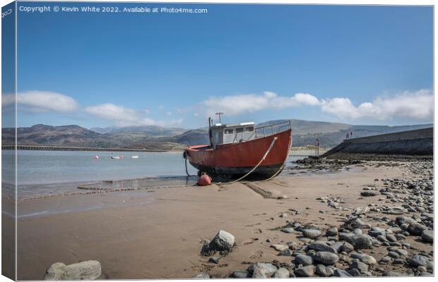 Old fishing boat Barmouth tide out Canvas Print by Kevin White