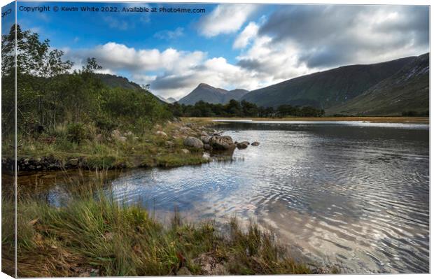 Glen Etive loch at end of road Canvas Print by Kevin White