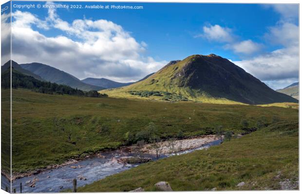 Walking trail at Glen Etive Canvas Print by Kevin White