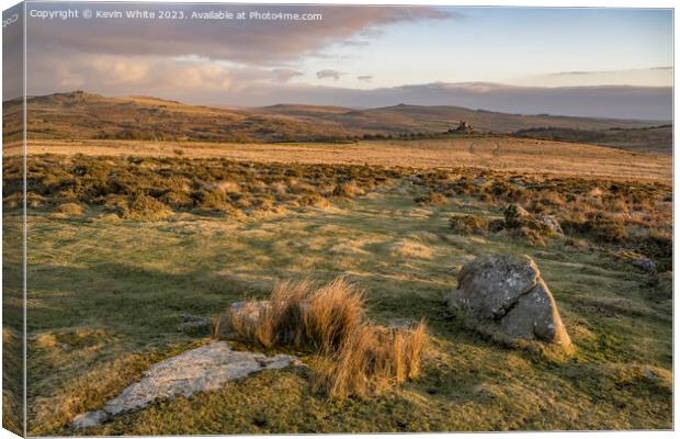 Dartmoor winter evening light Canvas Print by Kevin White