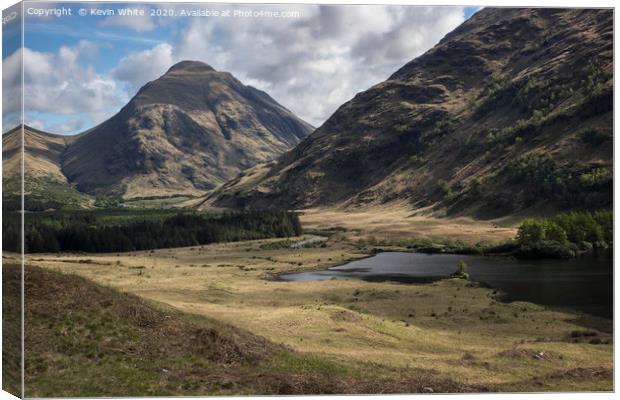 green pastures in Glen Etive Canvas Print by Kevin White